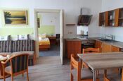 Ferienapartment 21 Koch- und Essbereich